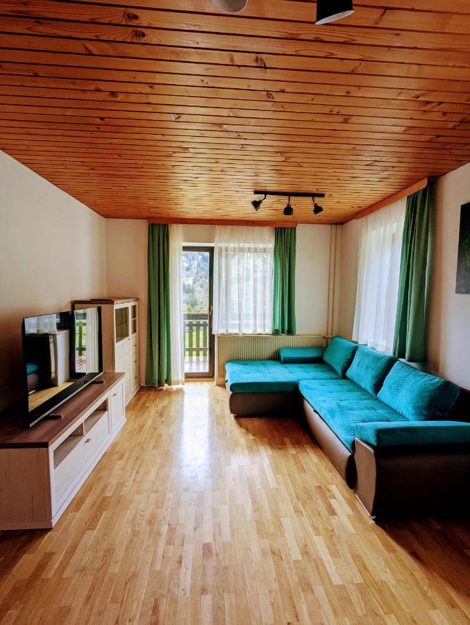 Apartments Zakrasnik Шкофья-Лока Экстерьер фото